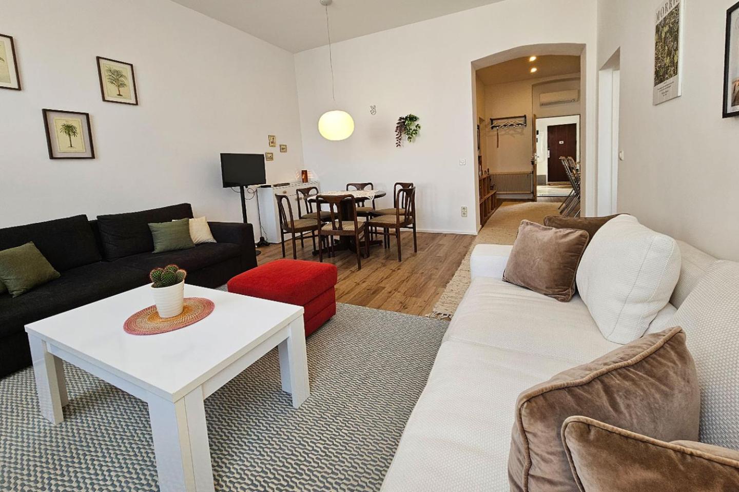 Vienna Palm Apartments Room photo